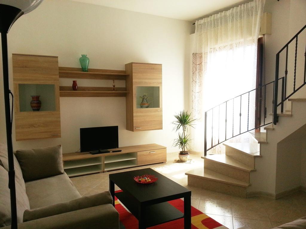 Apartamento La Via Del Mare - Acireale Centro Storico Habitación foto